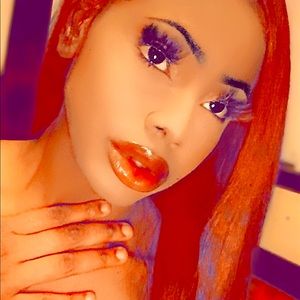 Meet your Posher, Veronica